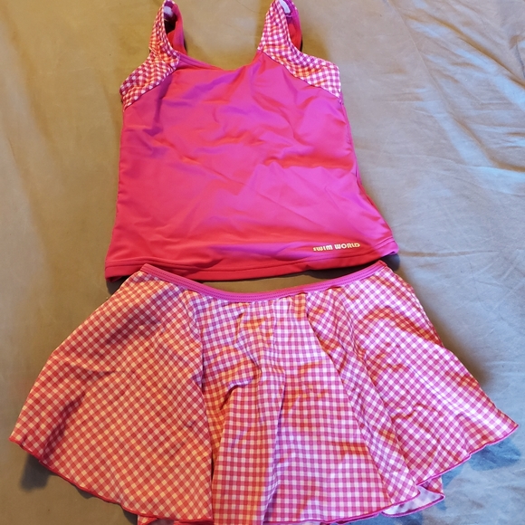 Swimming suit - Picture 4 of 5